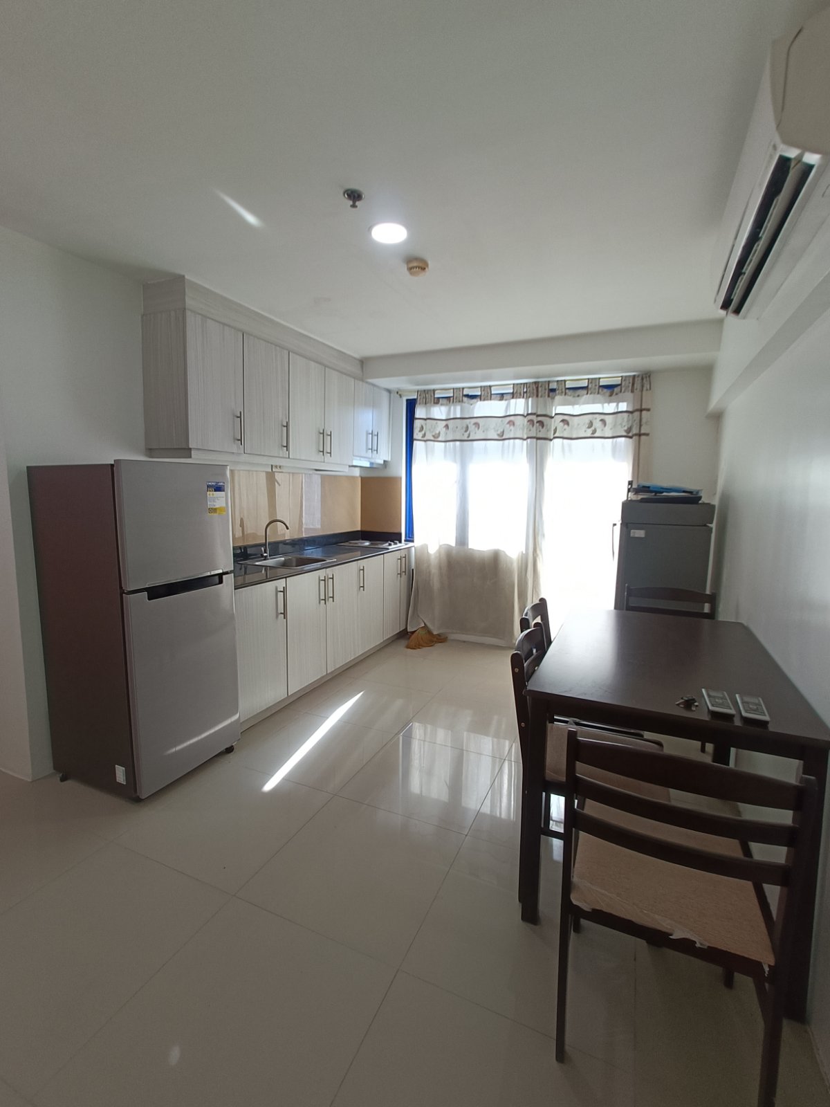 FOR RENT 2BR UNIT AT SEA RESIDENCES PASAY