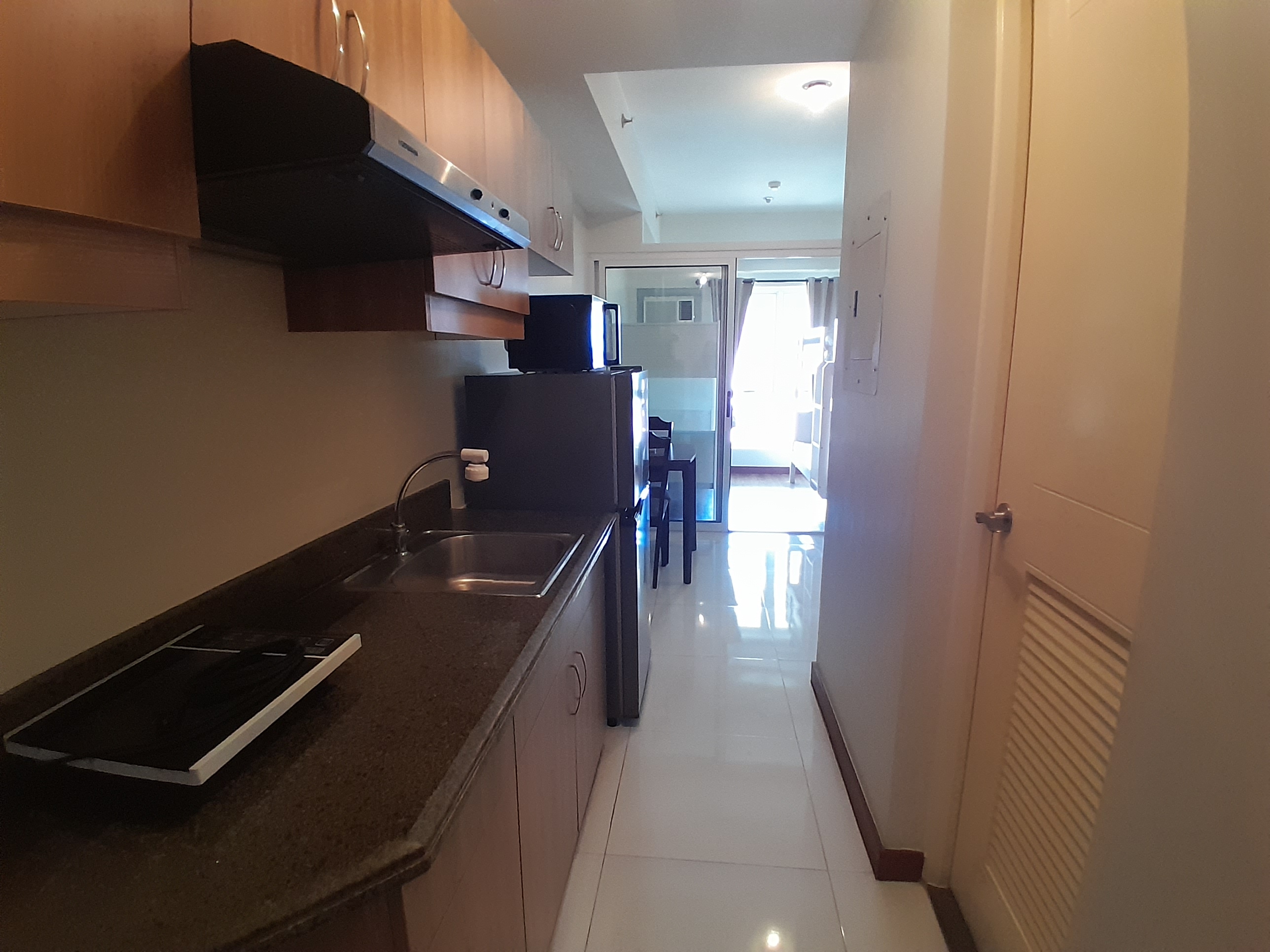 For Rent 1BR UNIT AT BRIO TOWER MAKATI
