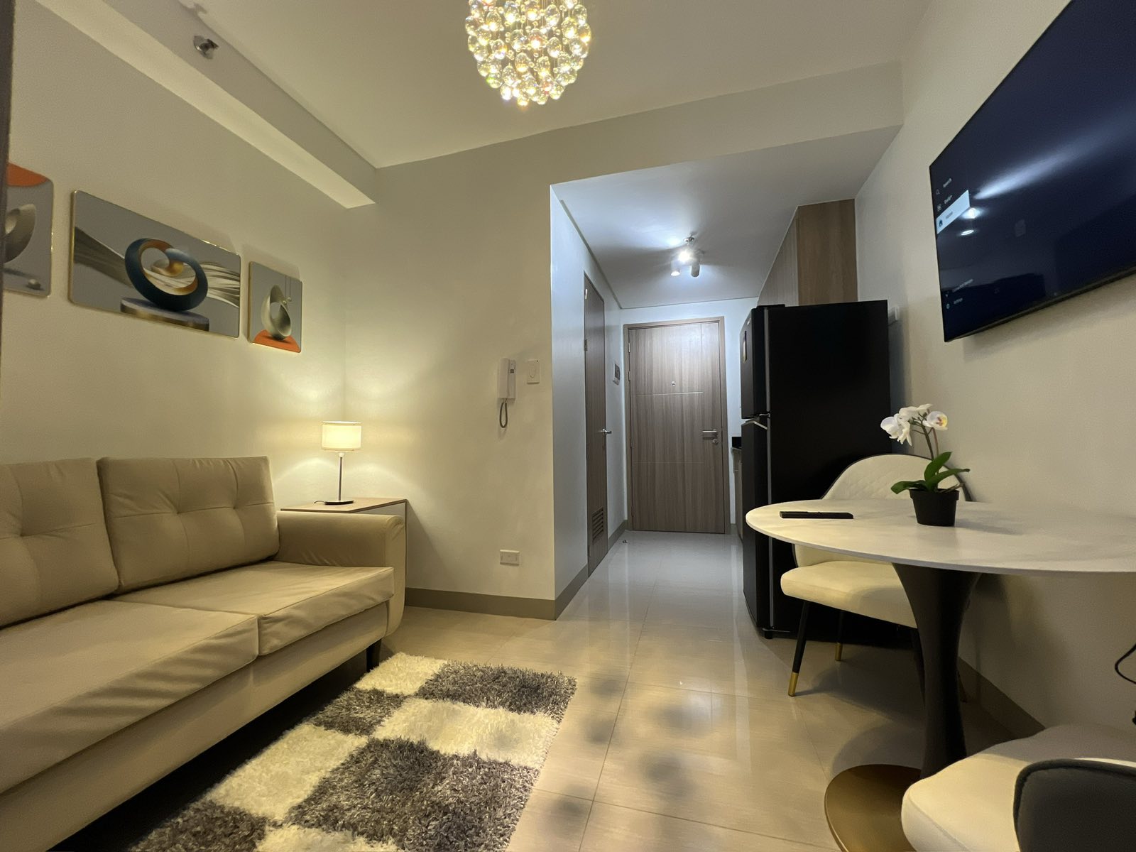 FOR RENT 1BR BARE UNIT AT SHORE 2 RESIDENCES PASAY