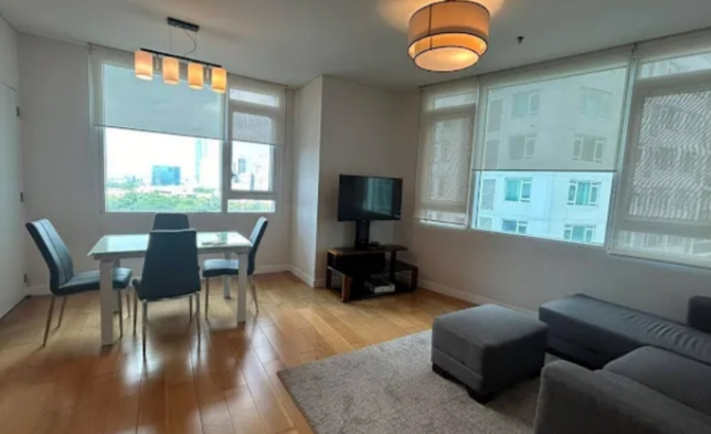 FOR RENT 1BR UNIT AT PARK TERRACES MAKATI