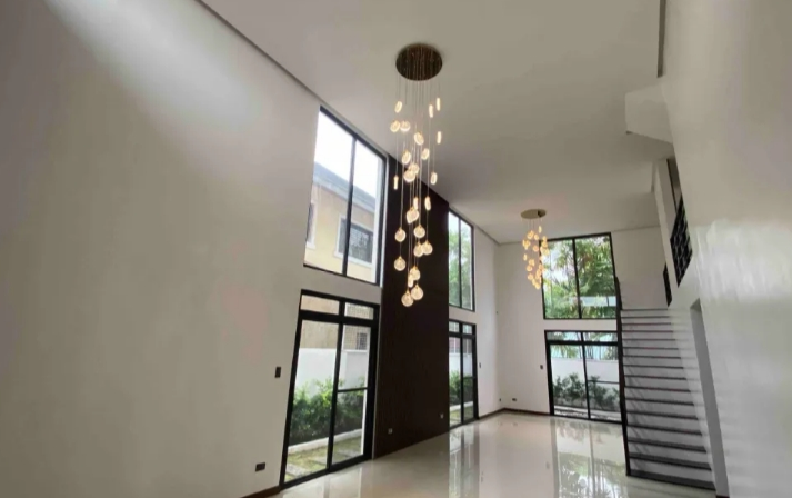 FOR RENT: 4 Bedroom Unit in BF Homes, Paranaque