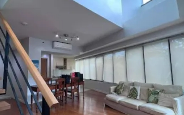 FOR RENT: 2 Bedroom with Parking in One Rockwell