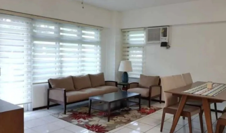 2BR Unit w/ Parking For Rent in Two Serendra