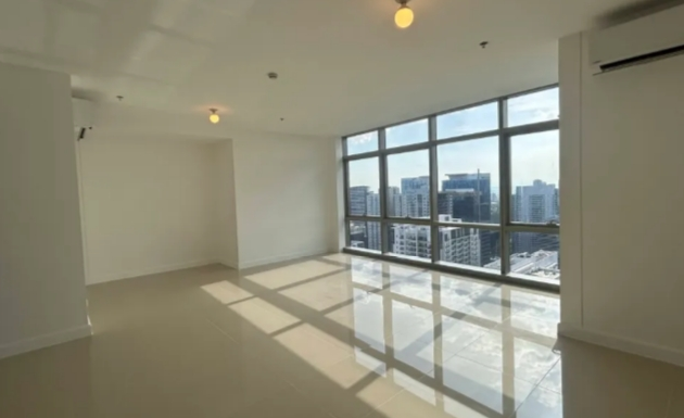 FOR RENT 2BR BARE UNIT W/ PARKING AT WEST GALLERY PLACE