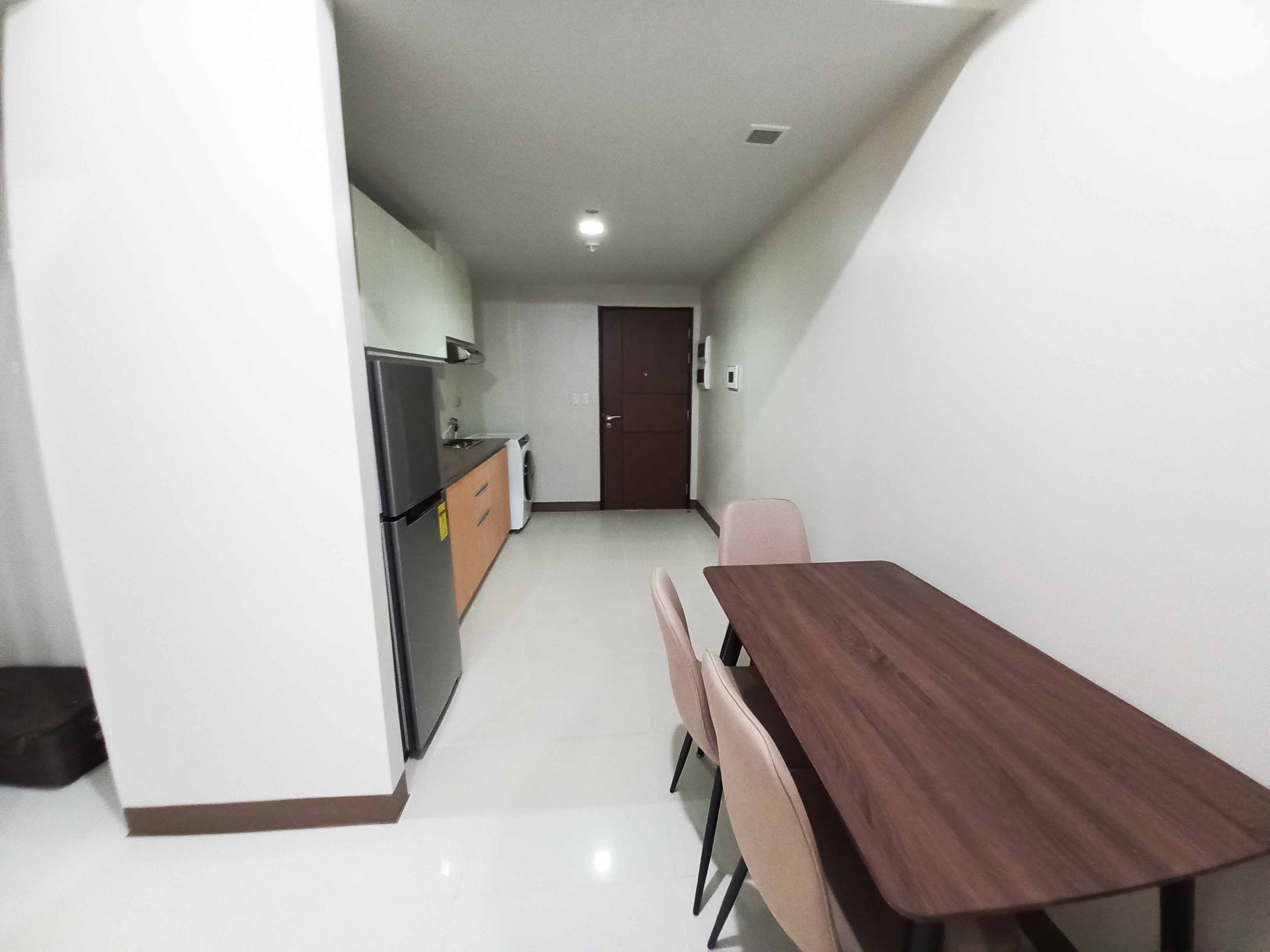 FOR SALE: 1 Bedroom Unit at San Antonio Residences