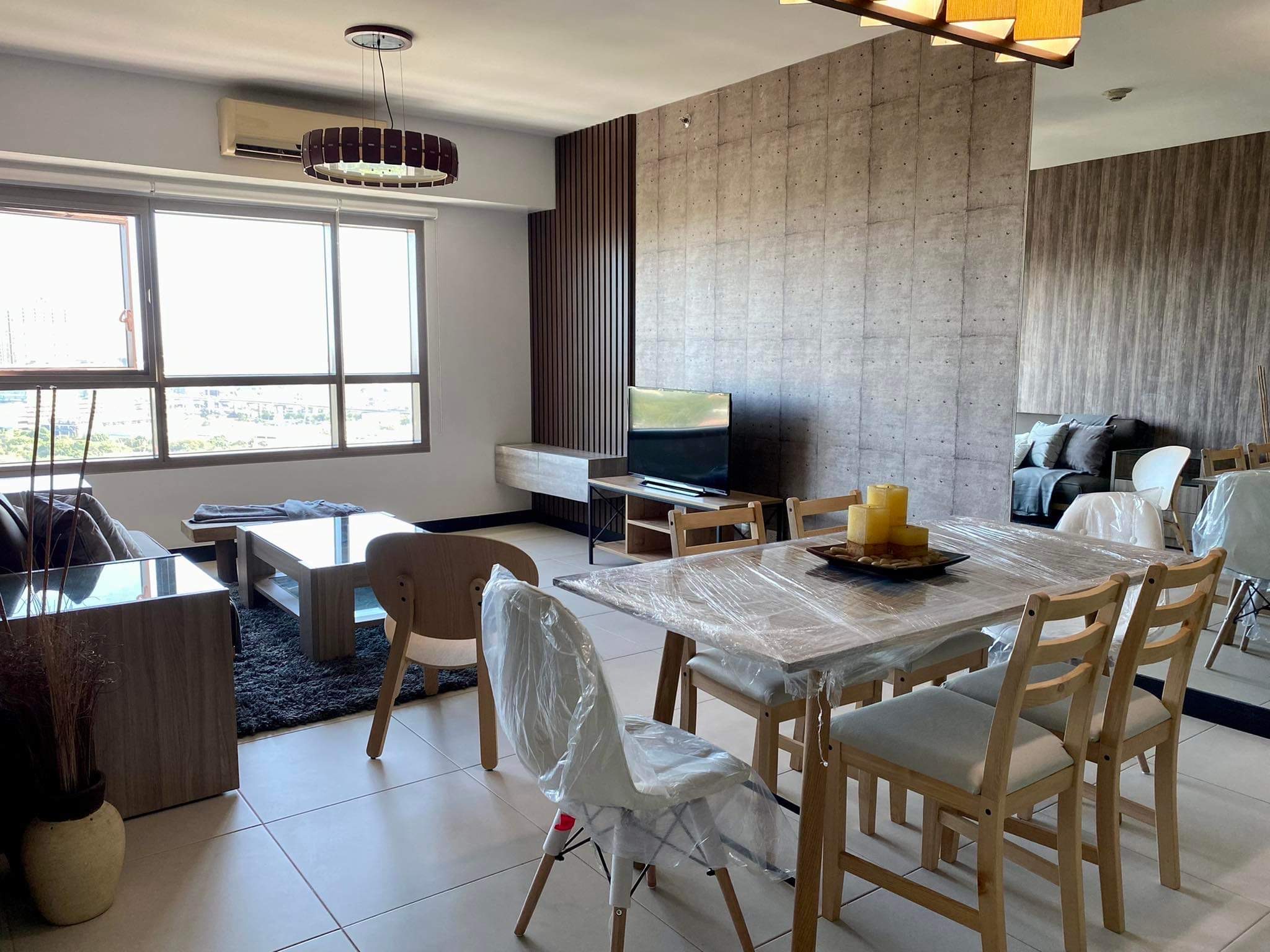 FOR SALE: 2 Bedroom Unit with 1 Parking in The Residences at Greenbelt