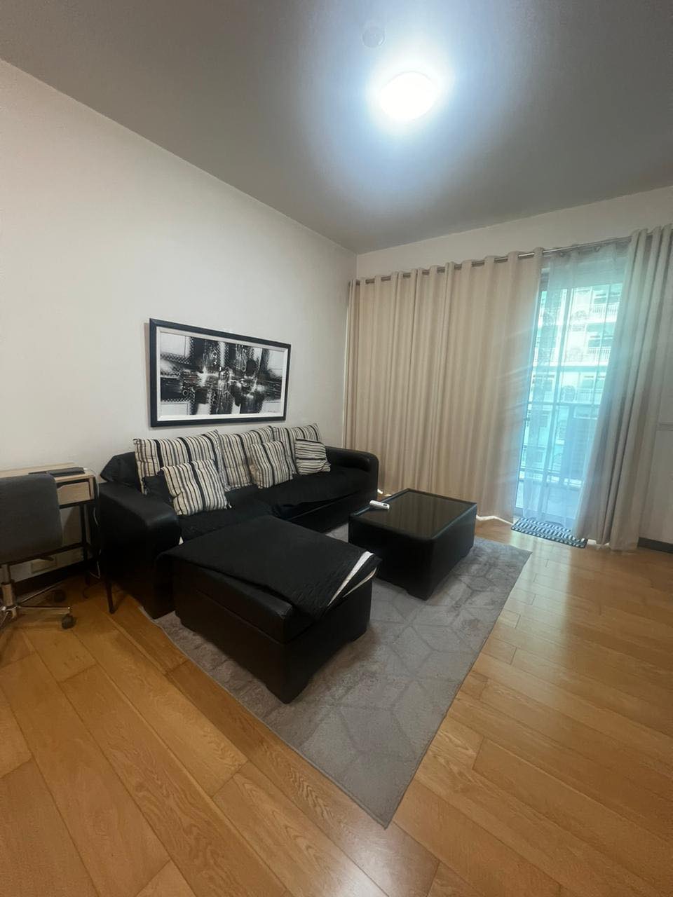 FOR SALE: 1 Bedroom with 1 Parking in One Serendra