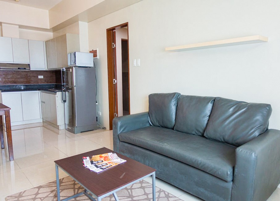 FOR RENT: 1 Bedroom Unit in Beacon Makati