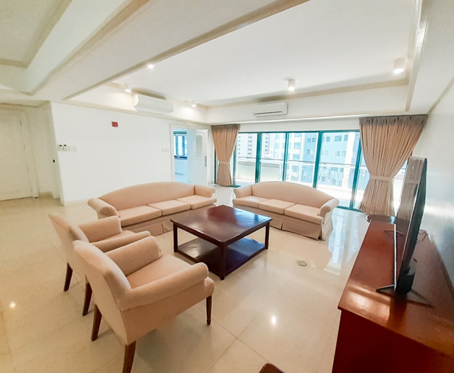 FOR RENT: 3 Bedroom Unit in Splendido Garden Salcedo