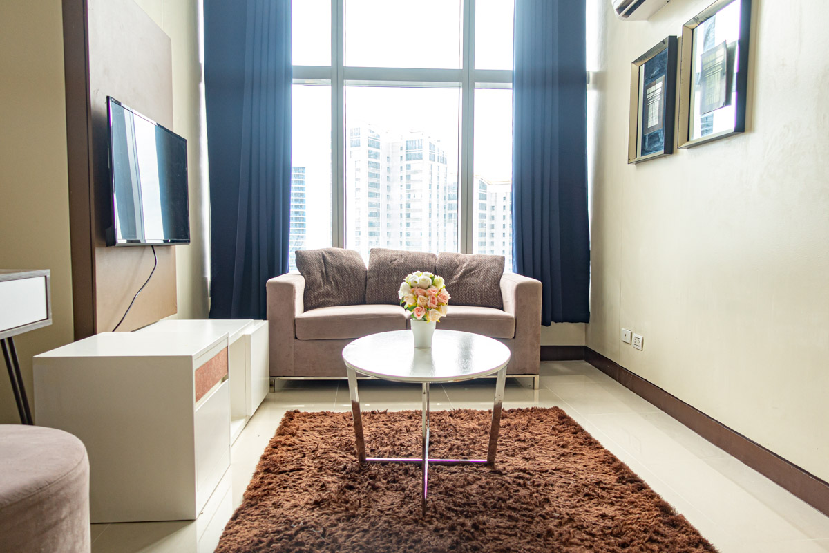 FOR SALE: 1 Bedroom Unit in One Central