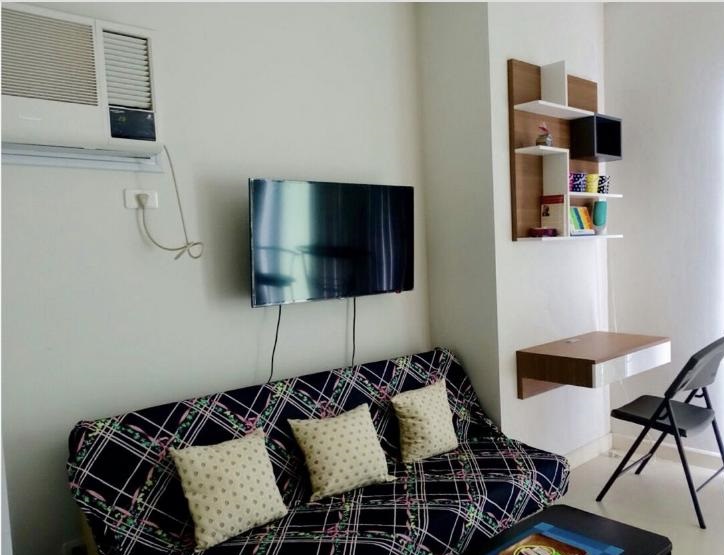 FOR RENT: Studio Unit in Two Serendra