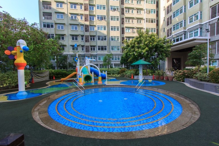 FOR RENT: 3 Bedroom Unit in One Serendra