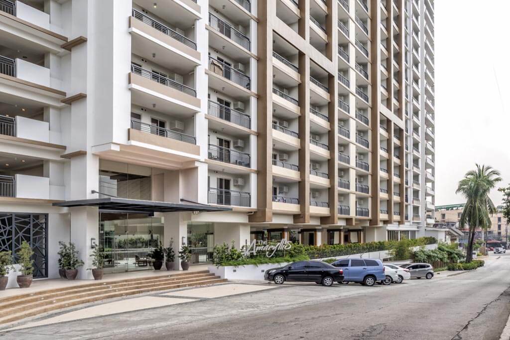 FOR SALE 3BR UNIT AT THE AMARYLLIS CONDO