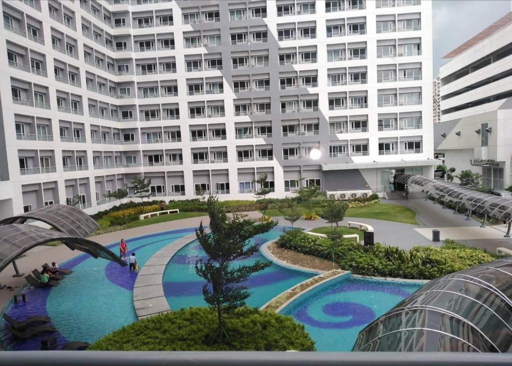 FOR RENT: 1 bedroom w/ Balcony Condo in Grace Residences
