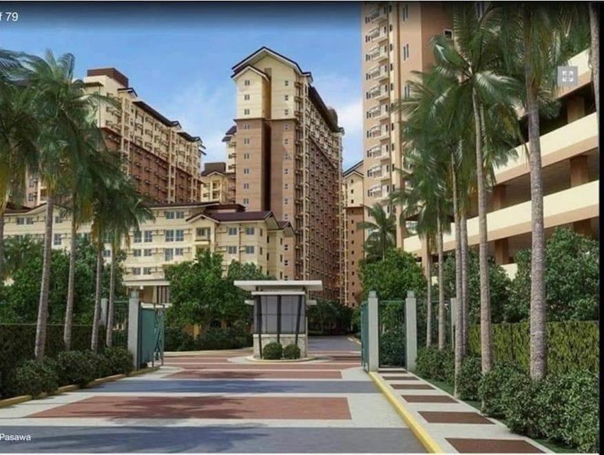 1BR FOR SALE - KEY 608