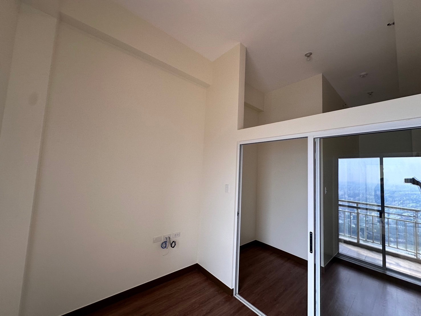 FOR RENT - 1 BEDROOM UNIT AT PRISMA RESIDENCES