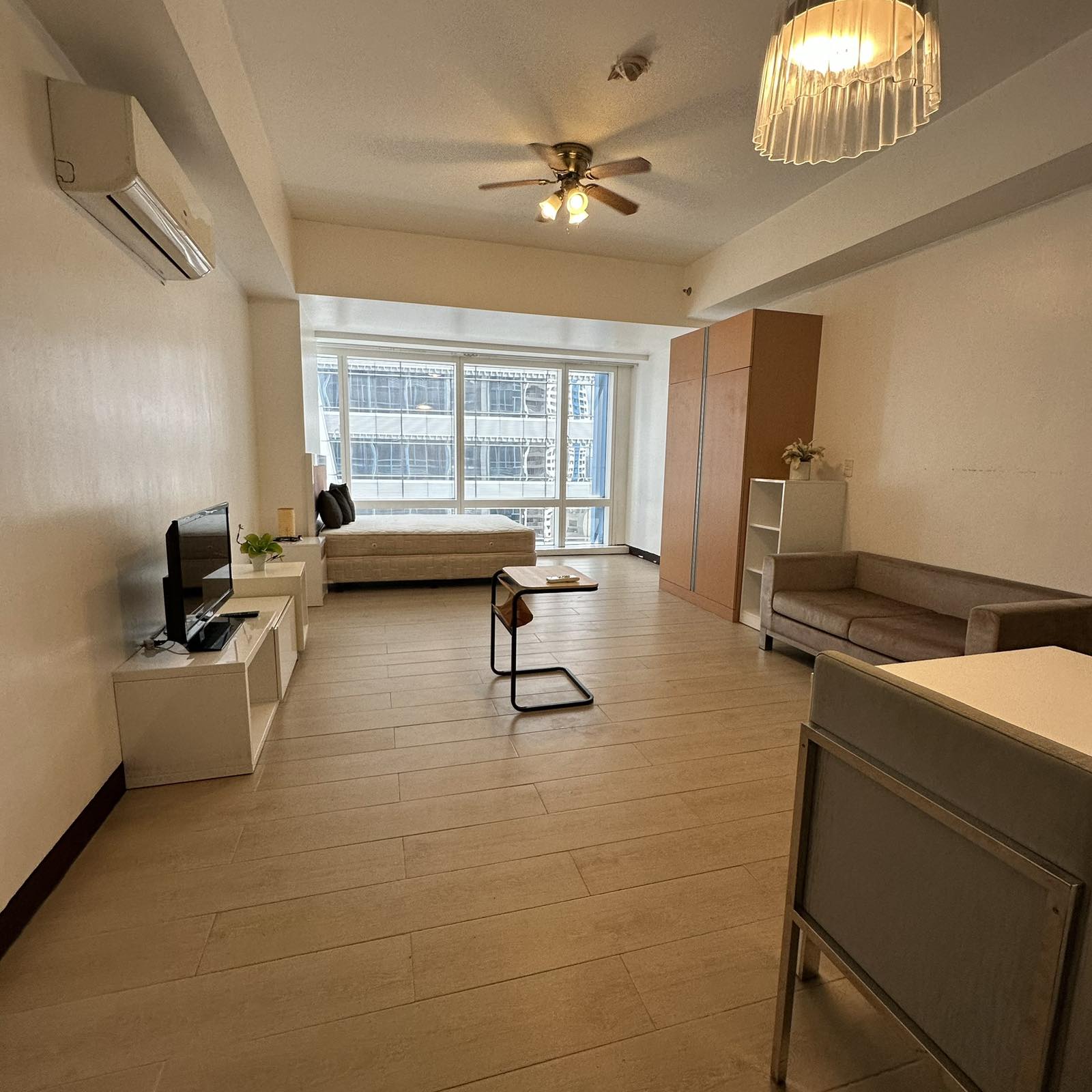 FULLY FURNISHED STUDIO TYPE UNIT FOR RENT