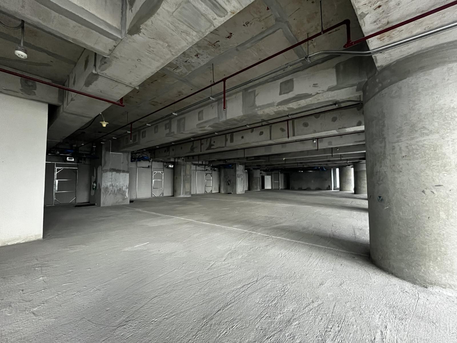 FOR RENT - BARE OFFICE SPACE AT ALVEO FINANCIAL TOWER, AYALA AVENUE MAKATI