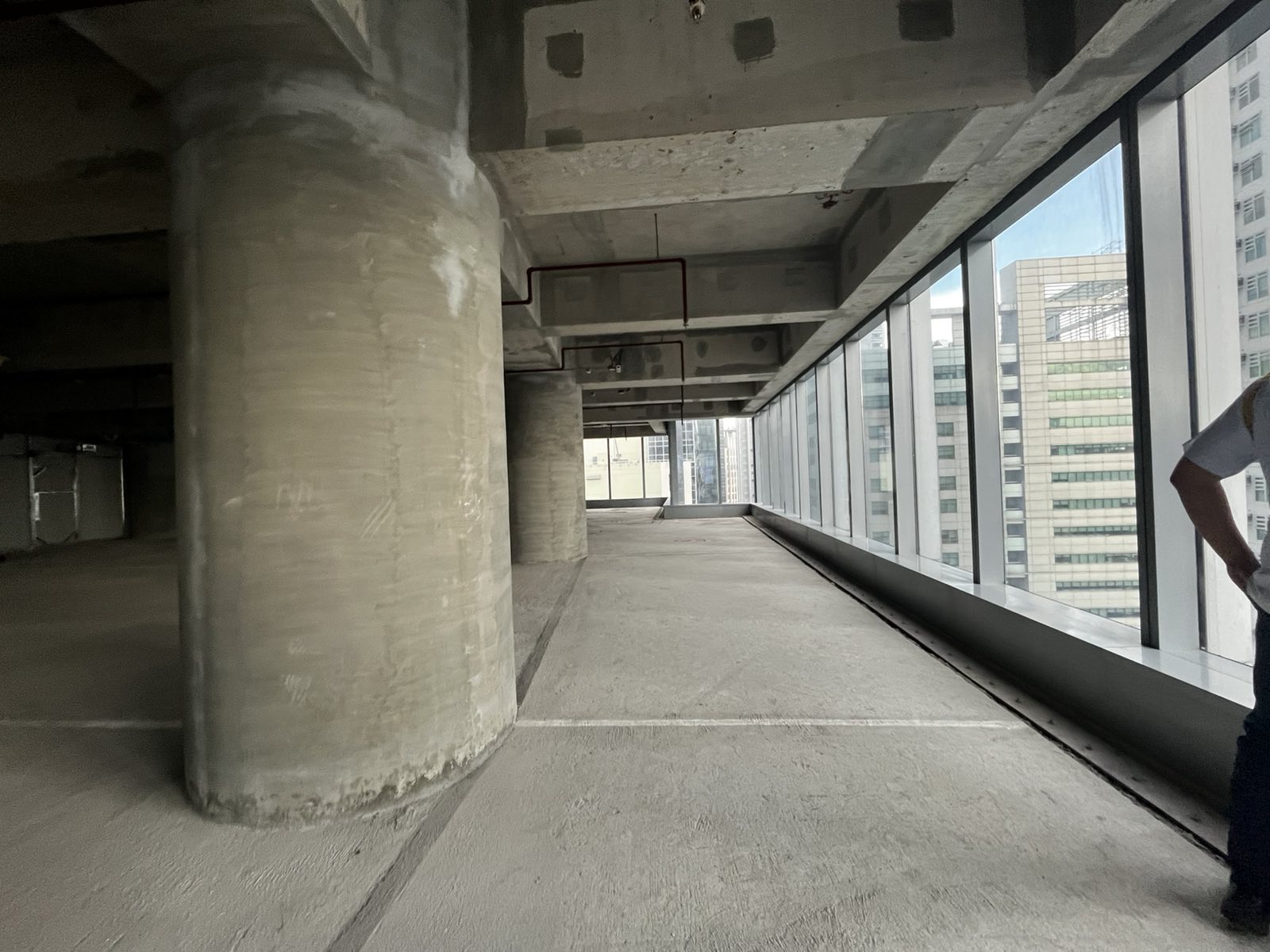 FOR RENT - (BARE) - OFFICE SPACE AT ALVEO FINANCIAL TOWER AYALA AVENUE