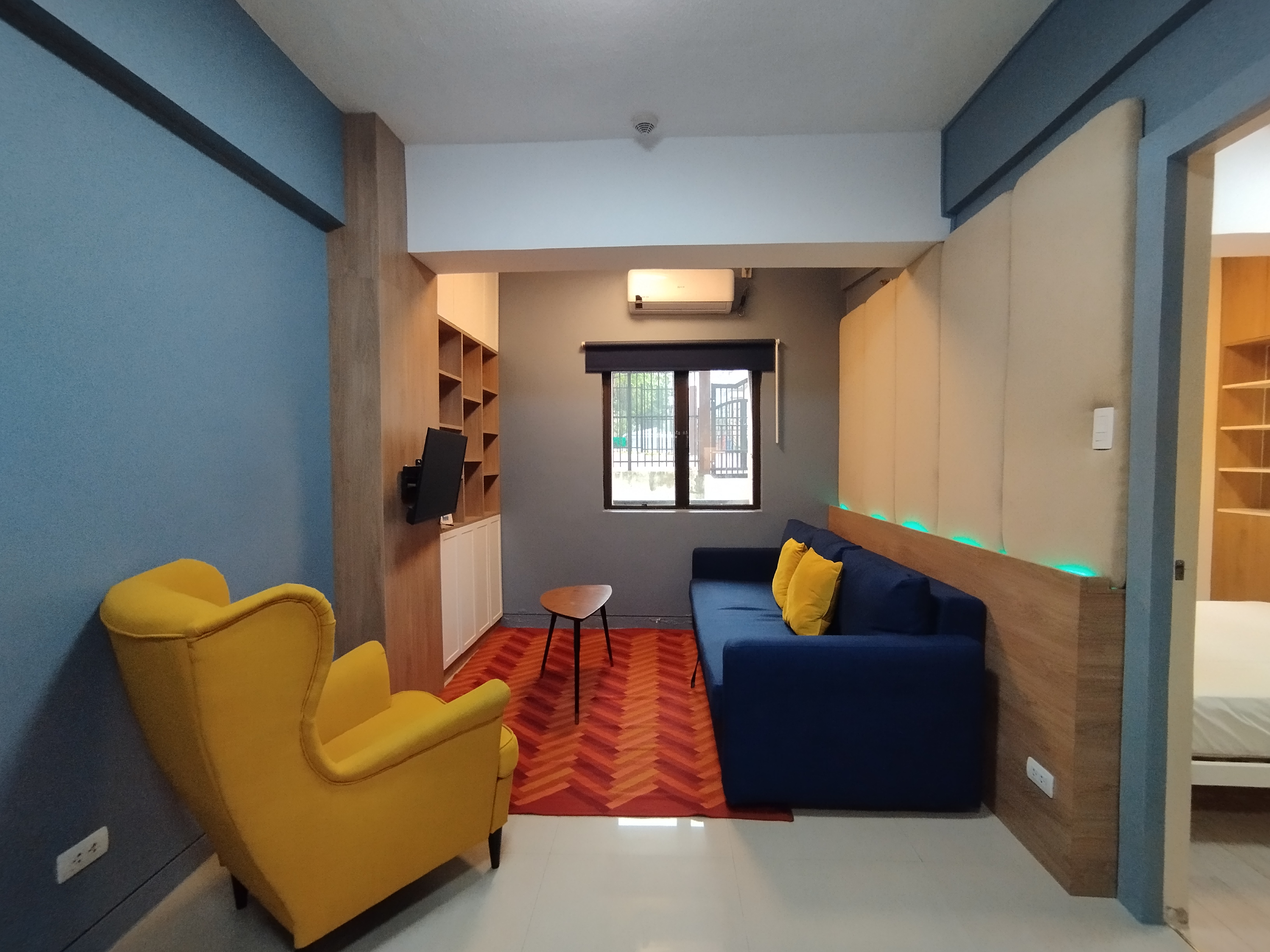 FOR SALE: 1 Bedroom unit at PINECREST PASAY