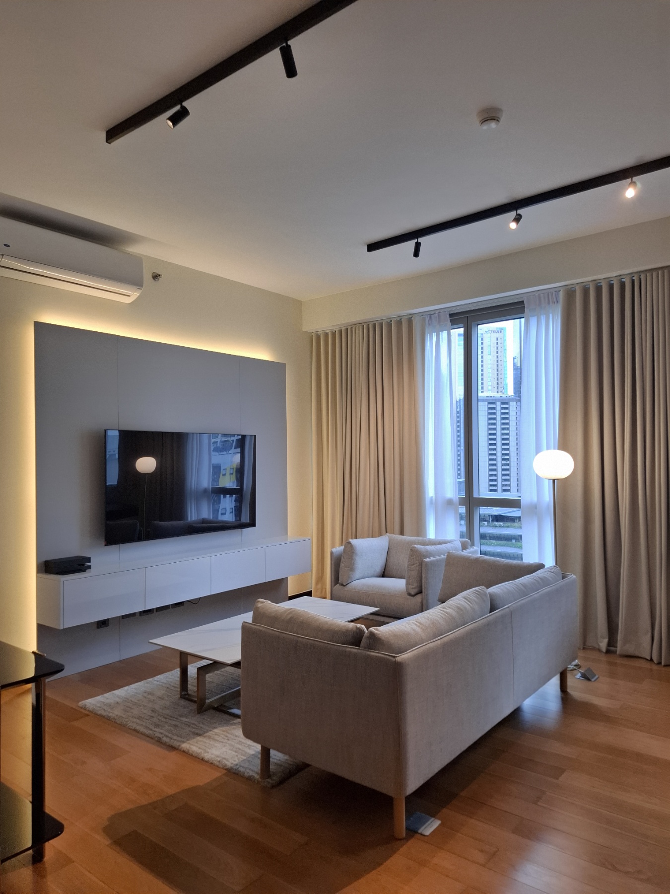 FOR RENT - 1 BEDROOM UNIT AT WESTIN MANILA SONATA PLACE