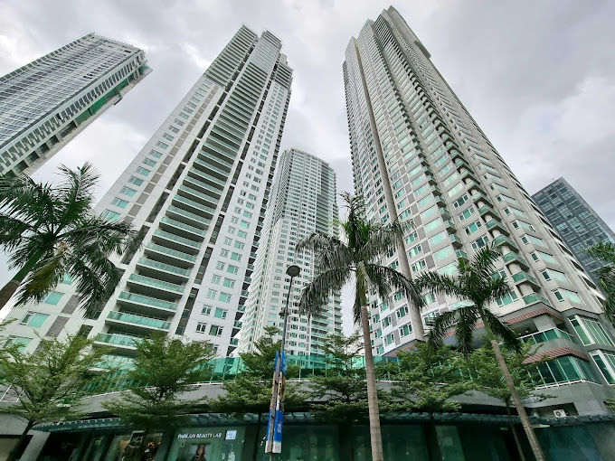 FOR RENT: 1 BEDROOM UNIT AT PARK TERRACES