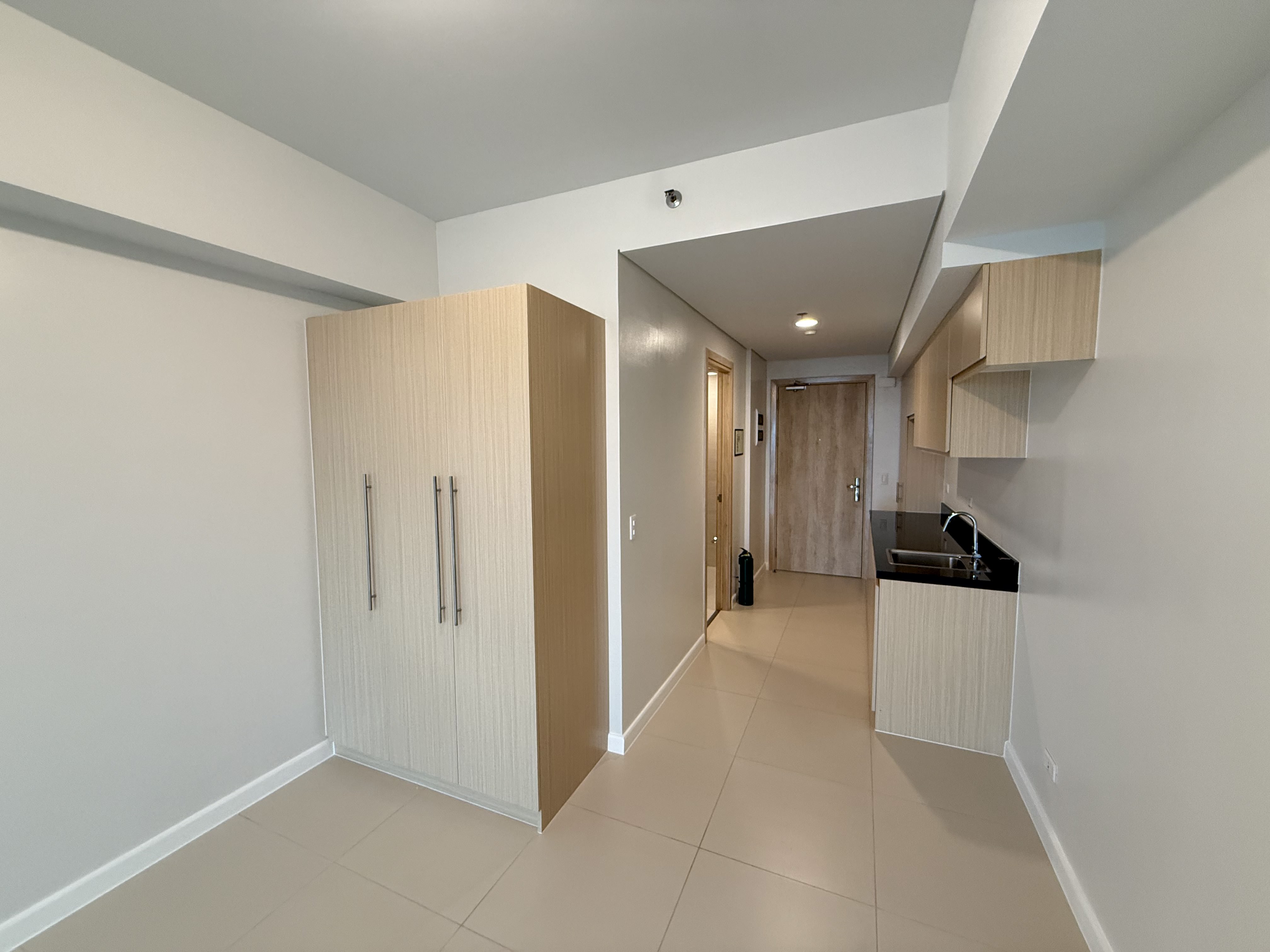FOR SALE - STUDIO UNIT AT CALLISTO