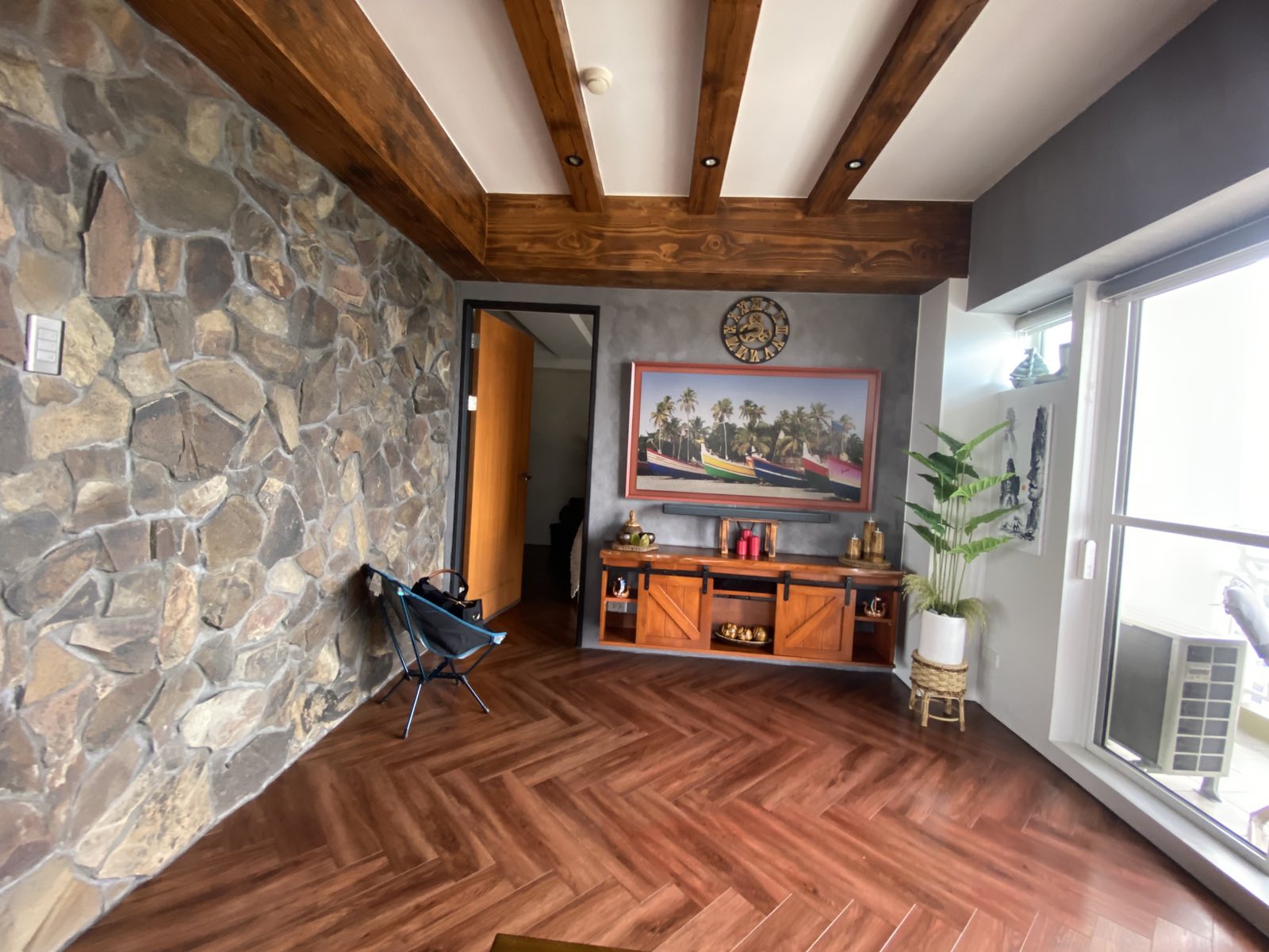 FOR SALE - 1 BEDROOM W/ 3 BALCONIES AT THE CELANDINE