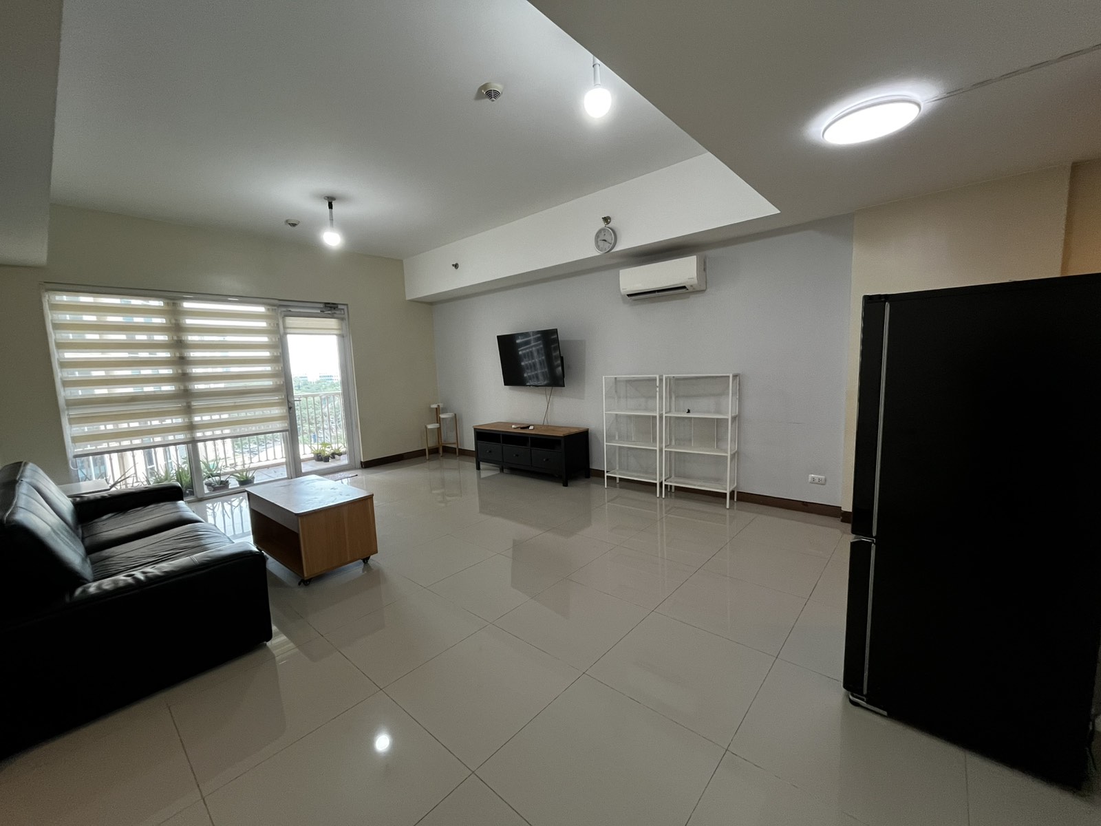 FOR RENT - 3 BEDROOM UNIT AT THE VENICE LUXURY RESIDENCES BGC!