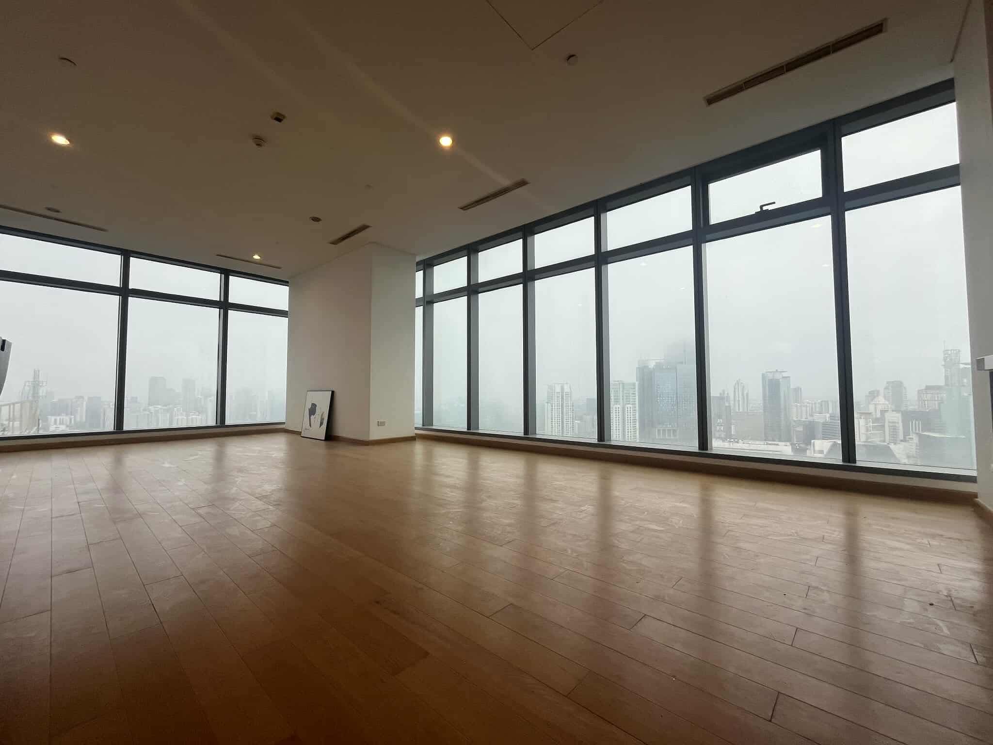 FOR SALE - 2 BEDROOM  UNIT AT TRUMP TOWER