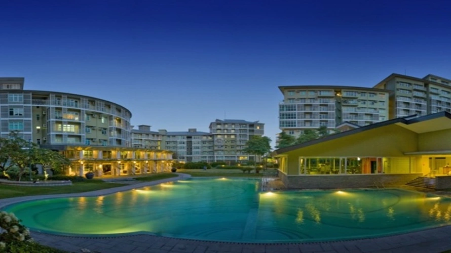 FOR RENT: 1 BEDROOM UNIT AT TWO SERENDRA