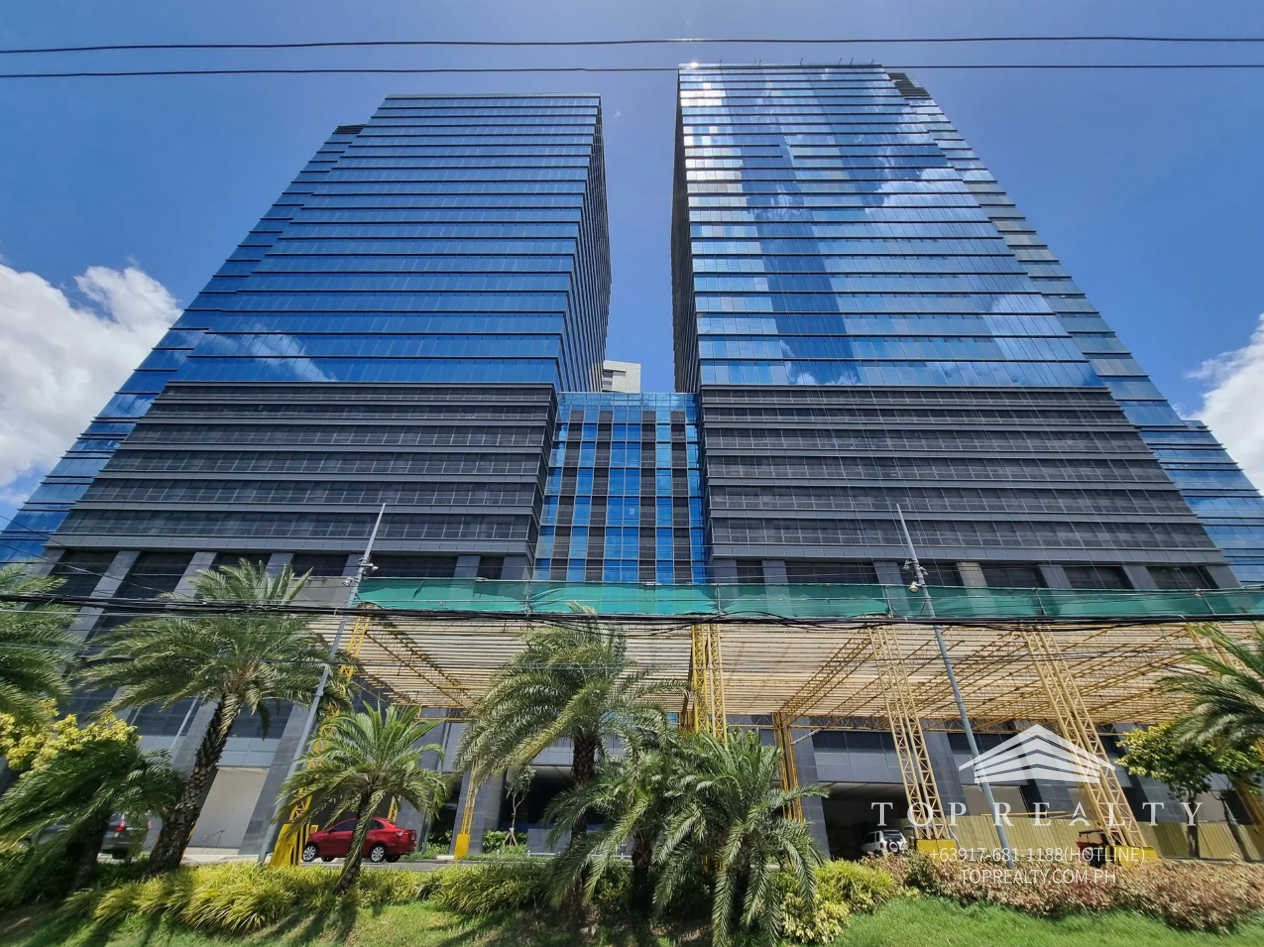 FOR RENT OFFICE SPACE [READ DESCRIPTION]
