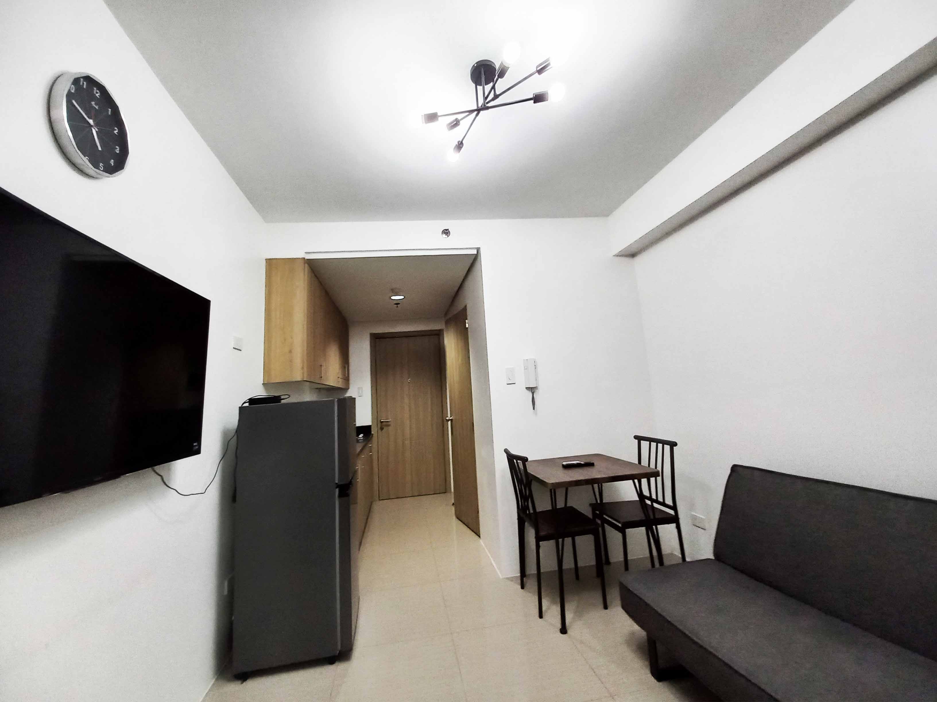 FOR SALE - 1 BEDROOM UNIT AT SHORE RESIDENCES