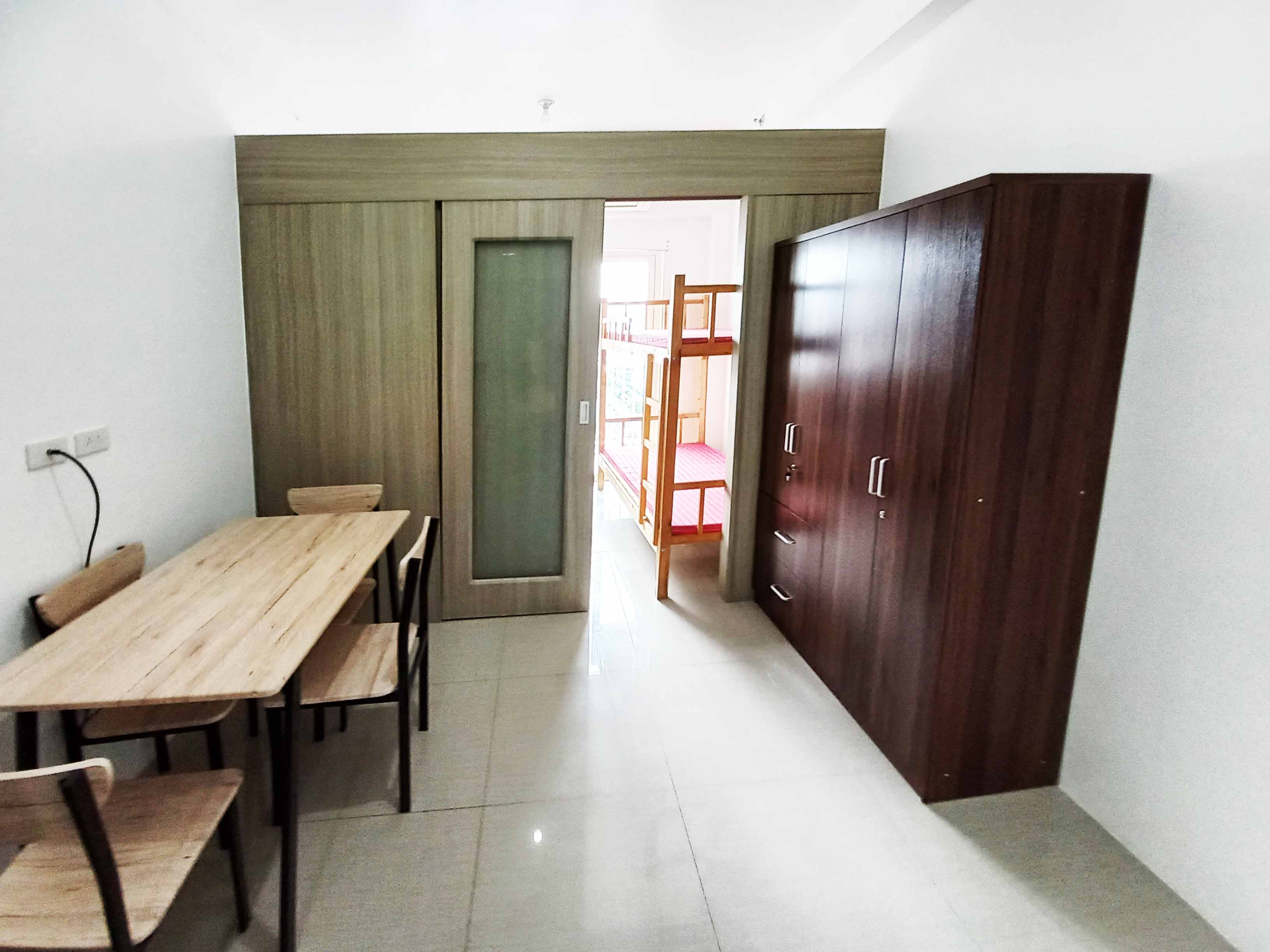 FOR SALE - 1 BEDROOM UNIT AT SHORE RESIDENCES