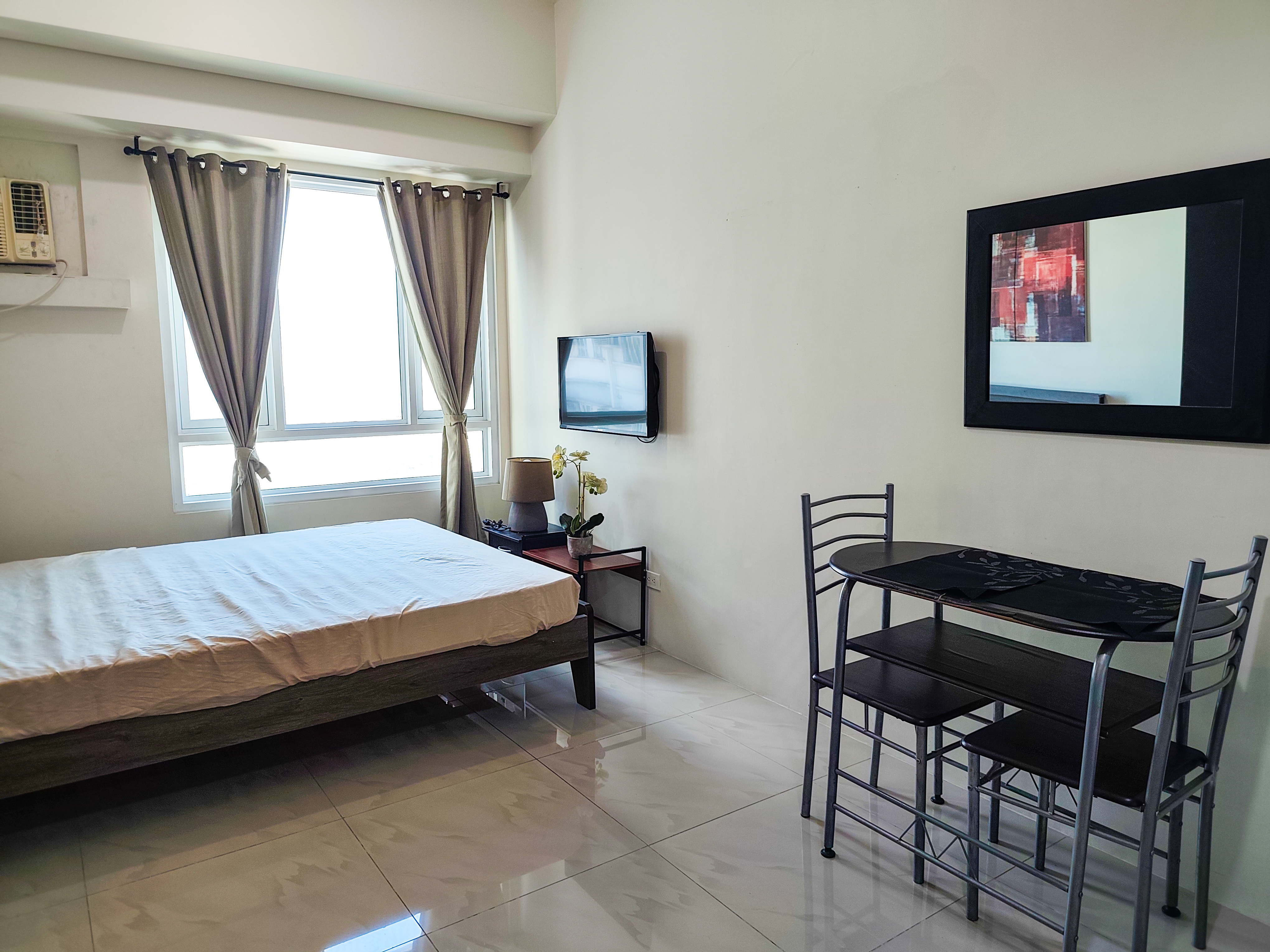 FOR RENT FULLY FURNISHED STUDIO UNIT AT BEACON TOWER