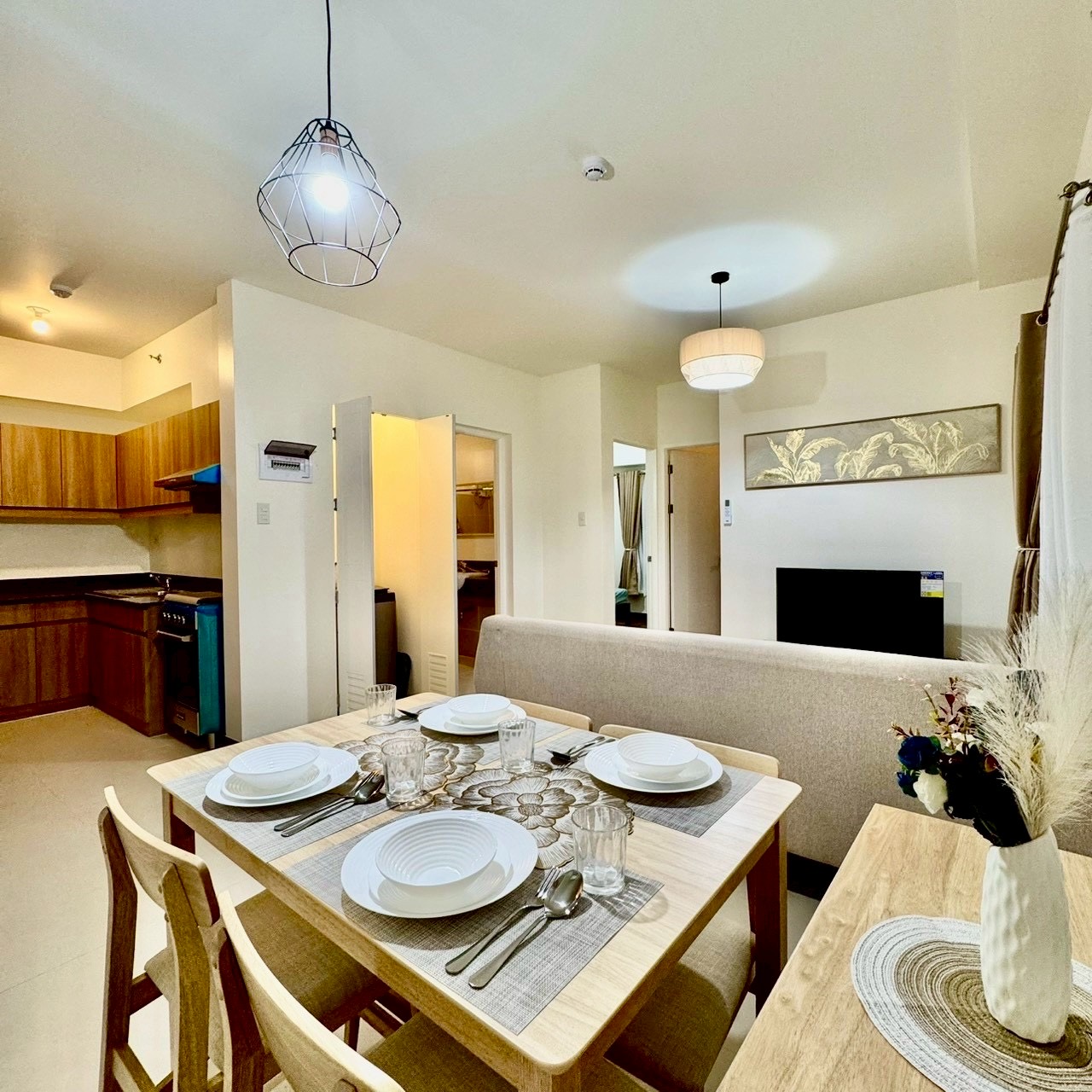 FOR RENT: 2BR UNIT AT The Camden Place