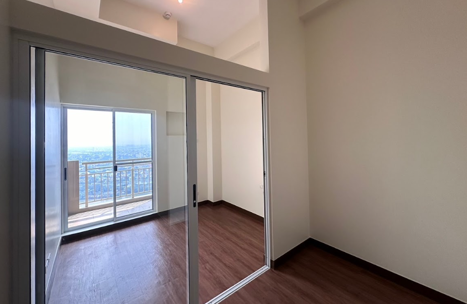 FOR RENT - 1 BEDROOM AT PRISMA KIRAN TOWER