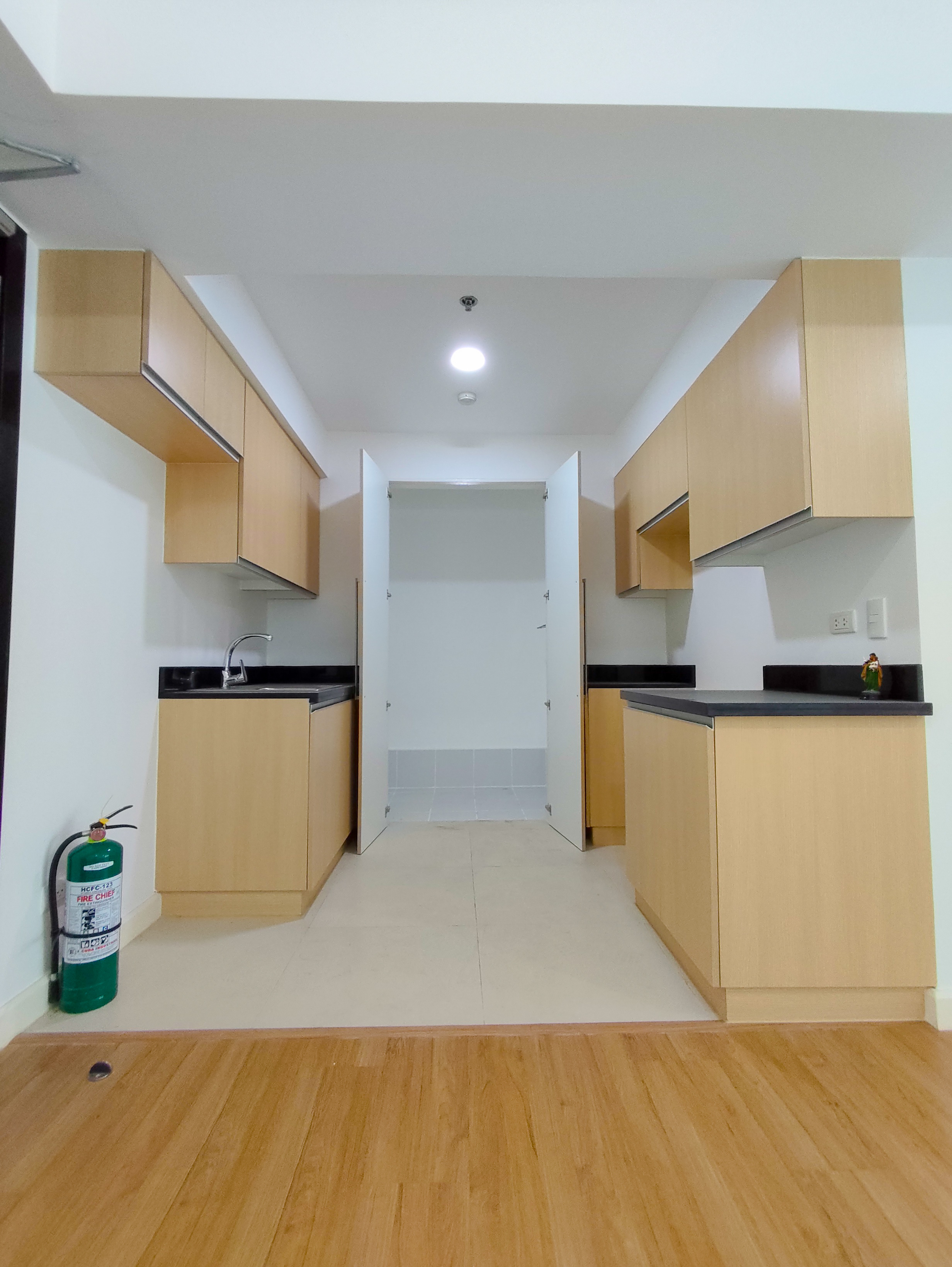 FOR SALE 1-BEDROOM UNIT AT THE VERANDA ARCA SOUTH TAGUIG