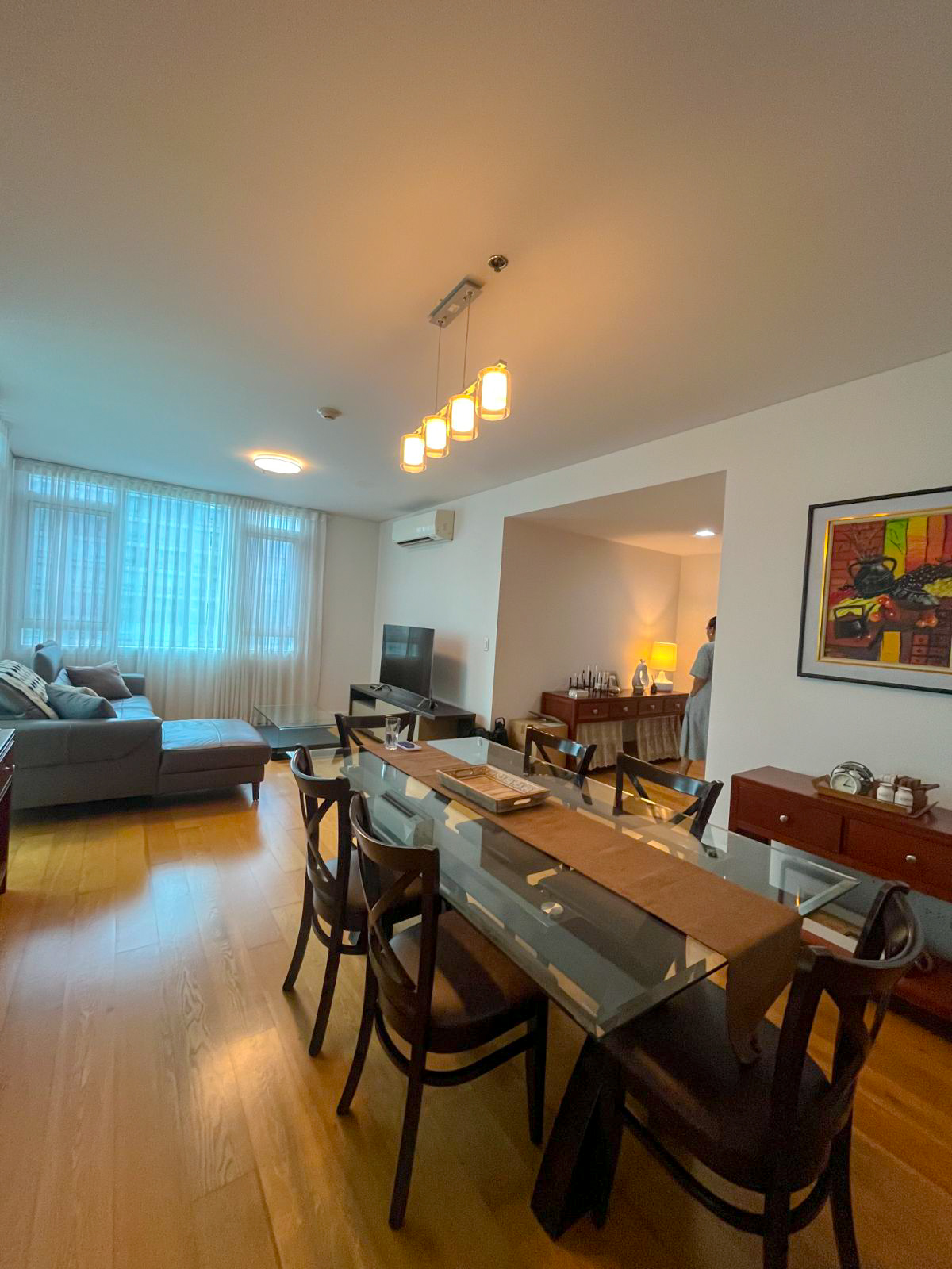 117 sqm 1 Bedroom Special Unit for Rent at Park Terraces Point Tower