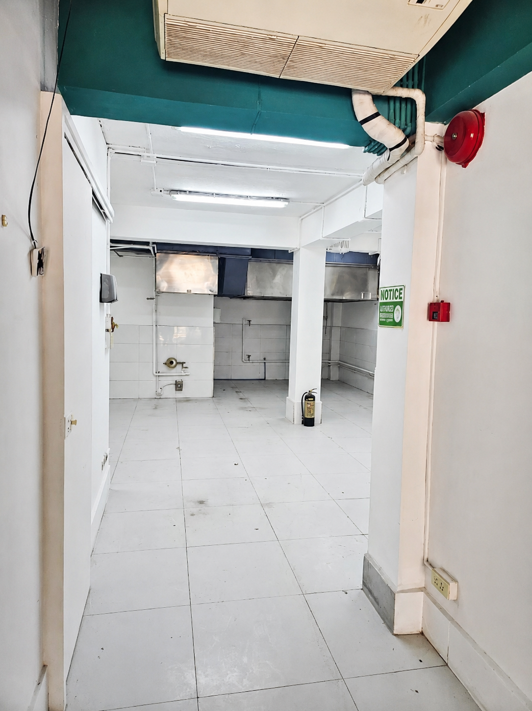 Ground Floor Commercial Space for Lease in Makati