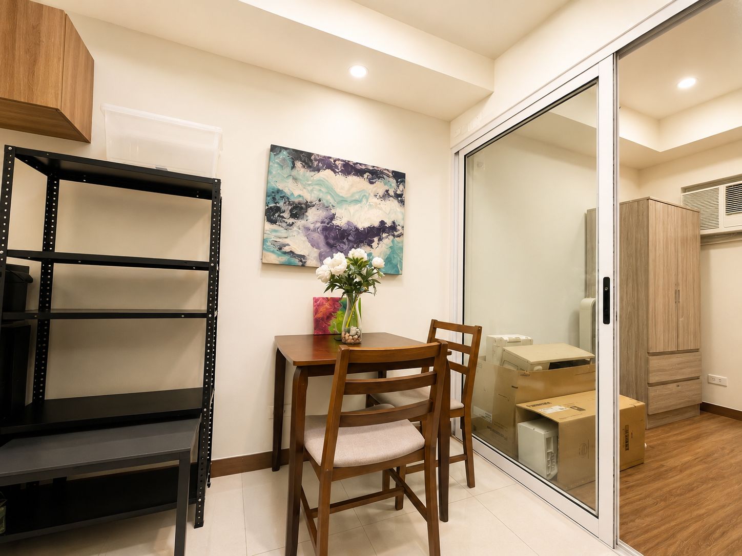 24 sqm Furnished Studio Unit for Sale at Brio Tower Makati