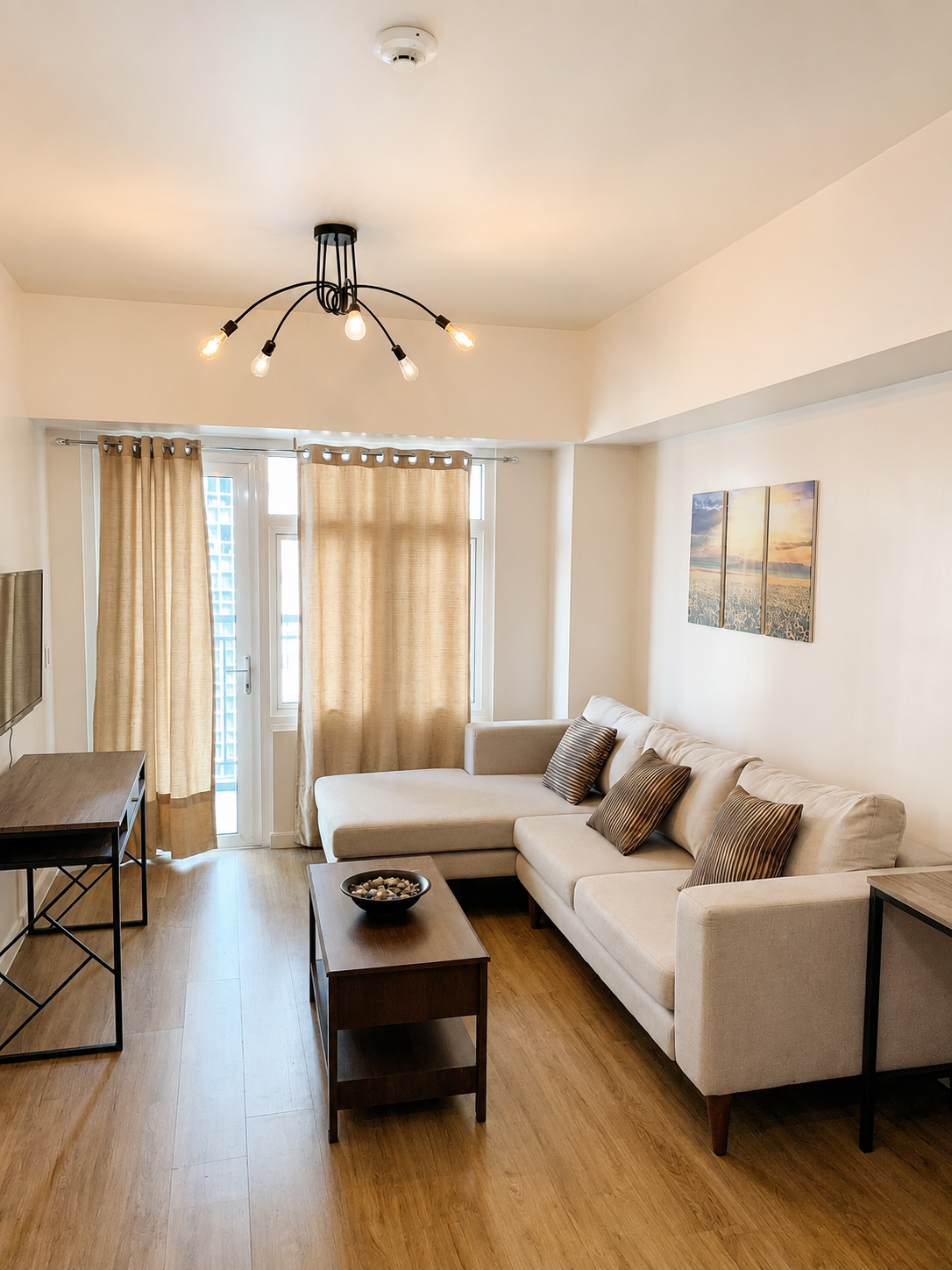 58 sqm 1 Bedroom Condo with Balcony for Sale at Two Serendra Meranti Tower