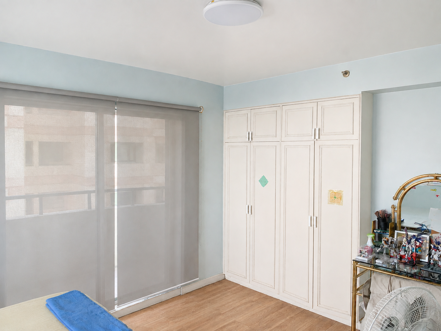 FOR SALE 2-BEDROOM UNIT AT ANTEL SEAVIEW TOWERS PASAY