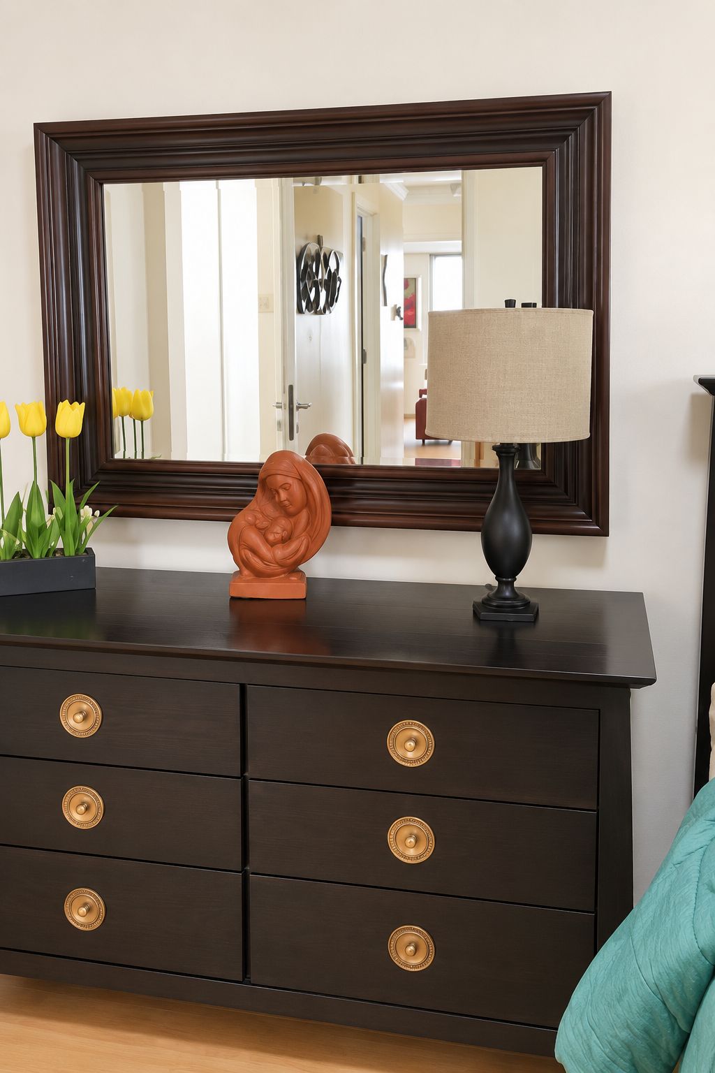 FOR SALE: Fully Furnished 2BR at Vivant Flats, Alabang