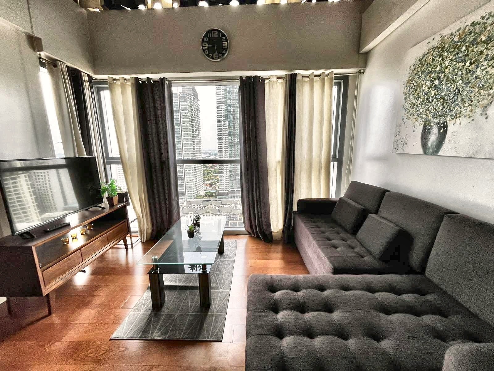 FOR SALE: Fully Furnished Loft at Eton Residences Greenbelt