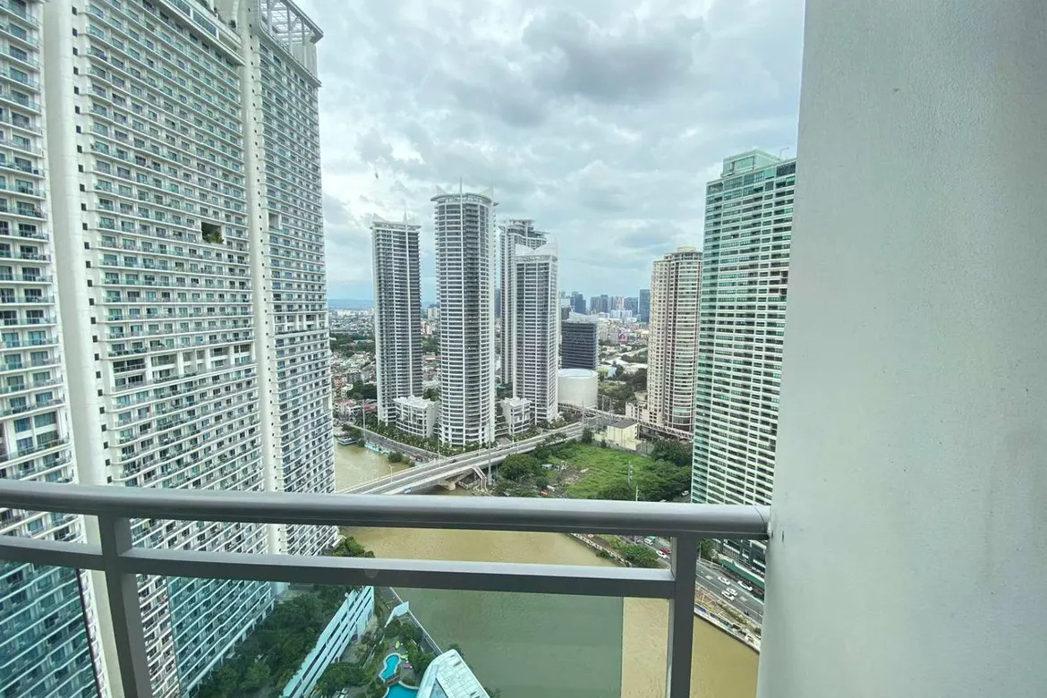 68.64 sqm 1Br Premier Condo for Sale at Novotel Suites Manila-Acqua