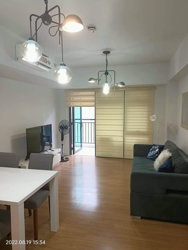 2BR for RENT in Solstice Tower 1 Makati