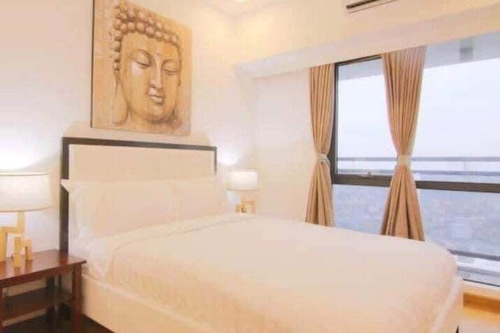 2BR for RENT at Milano residences Makati